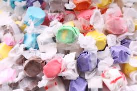 Salt Water Taffy - Assorted Flavour Bag (1.36kg)